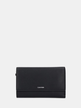Calvin Klein PORTAFOGLIO GRANDE TRIFOLD IN ECOPELLE NERA