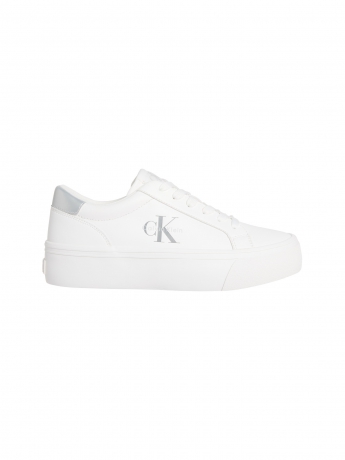 Calvin Klein SNEAKERS IN PELLE BIANCA CON LOGO IN CONTRASTO E DATTAGLIO ARGENTO