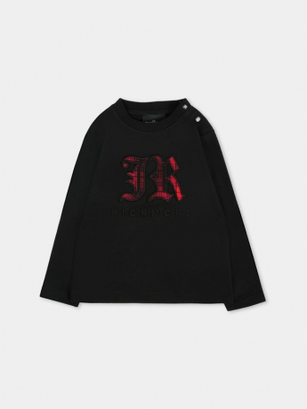 John Richmond T-shirt infant nera in cotone pesante, a maniche lunghe, con girocollo a costine e chiusura con bottoni automatici sulla spalla. È decorata con logo in tartan, ricamato sulla parte anteriore.