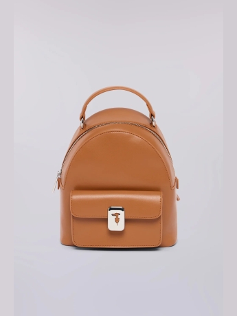 Trussardi Zaino Cameo small in vera pelle color cammello  con chiusura argentata e logo Gentle Society